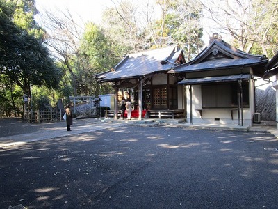 02茅ヶ崎杉山神社 (3).jpg