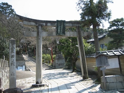 088粟田神社a.jpg