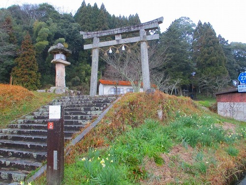 10三屋神社 (16).jpg