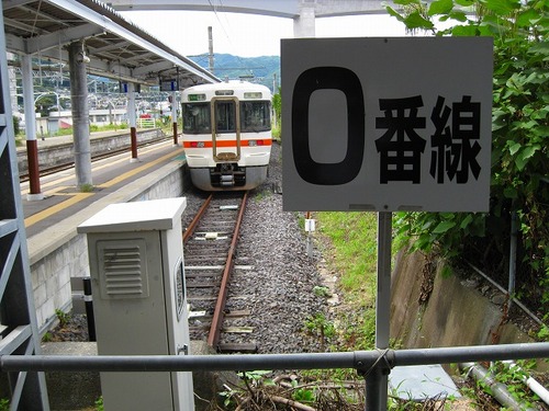 16岡谷駅 (19).jpg